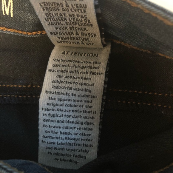 RW & CO women’s Blue Jeans - Picture 5 of 7